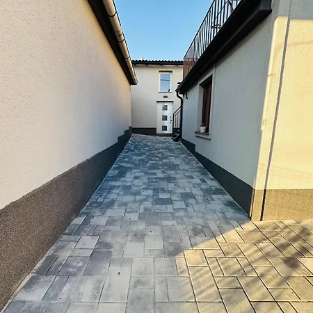 Apartment V Klidne Casti Benesova